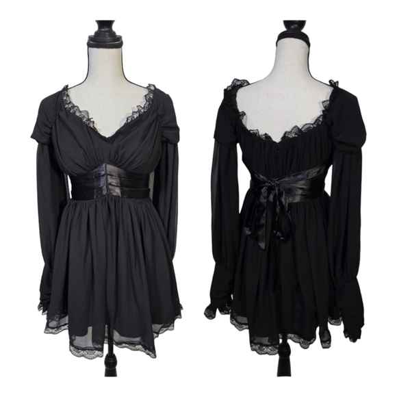 🖤 UnHoly Dolls Kill Gothic Elegant Black Lace Longsleeve Dress - Picture 2 of 7